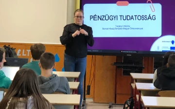 Megyei Ifjúsági Program pénzügyi előadás